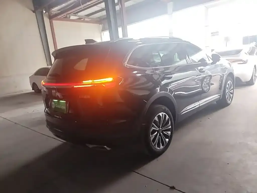 Buick Envision Plus — фото 4