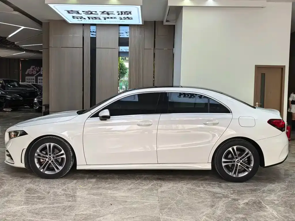 Mercedes-Benz A-Class — фото 2