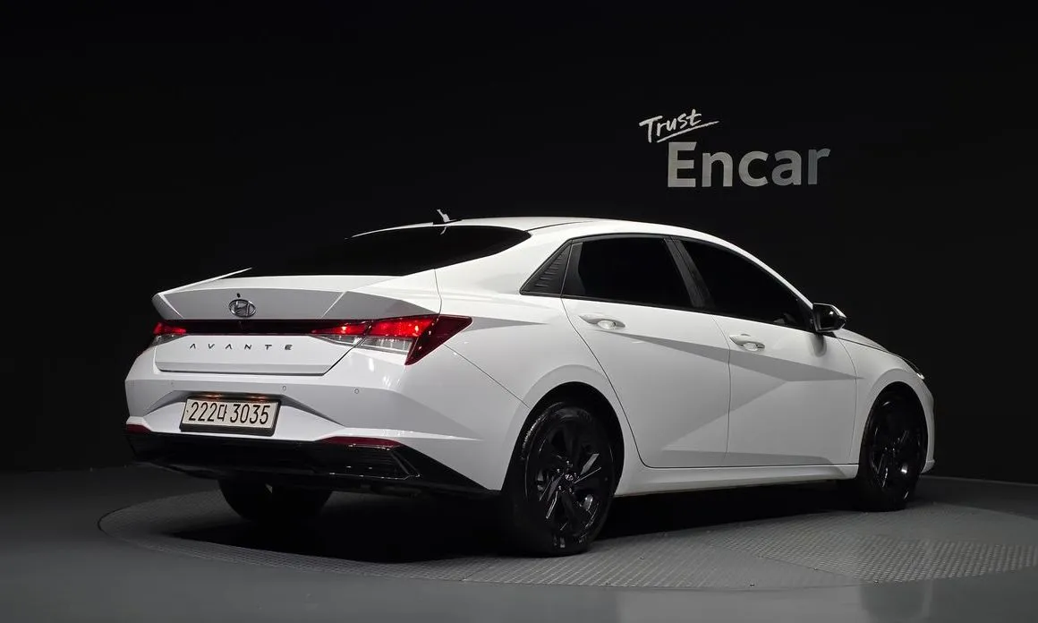 Hyundai AVANTE — фото 2