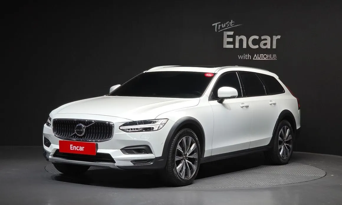 Volvo V90 — фото 1