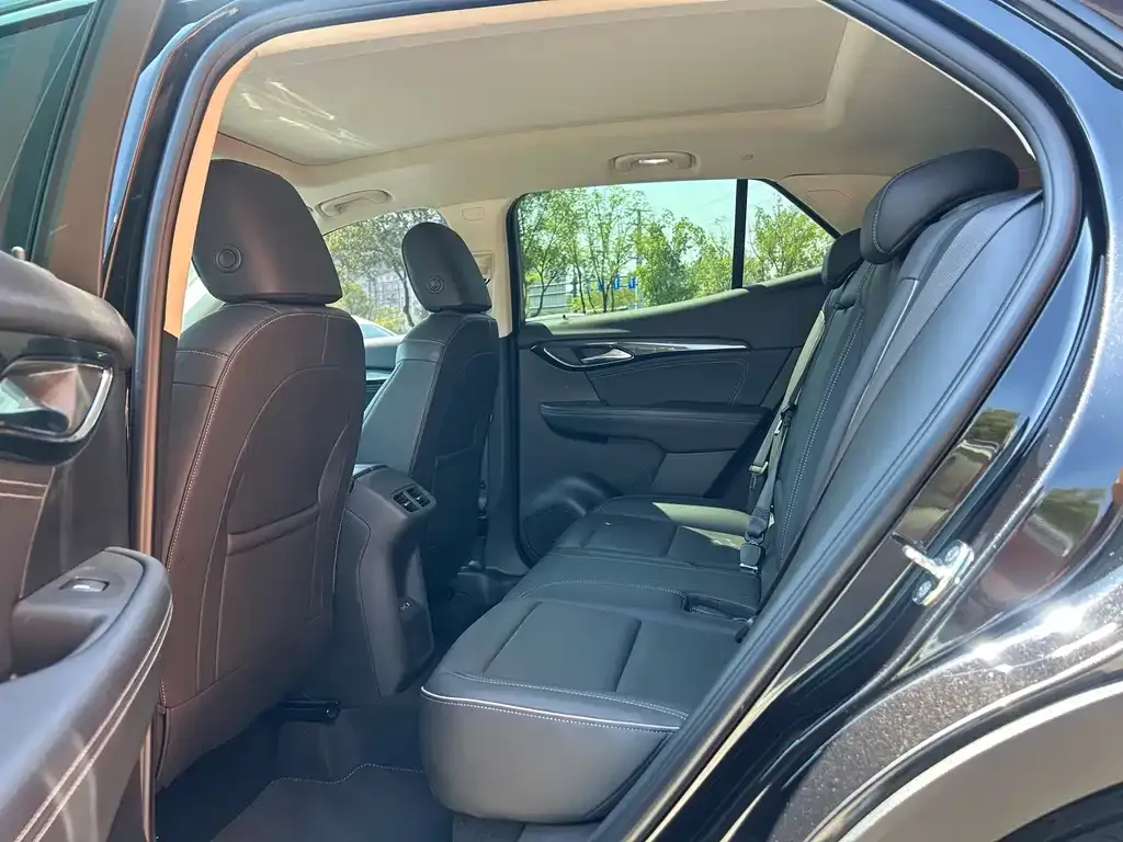 Buick Envision S — фото 7