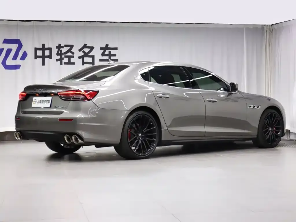 Maserati Quattroporte — фото 6