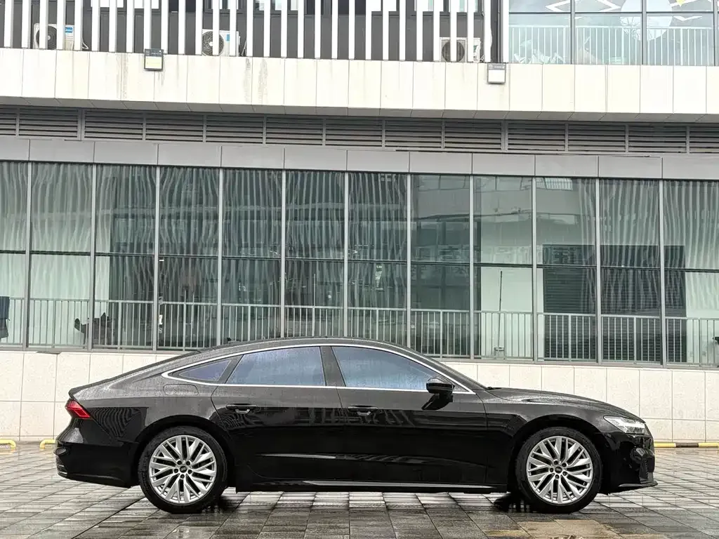 Audi A7 — фото 8
