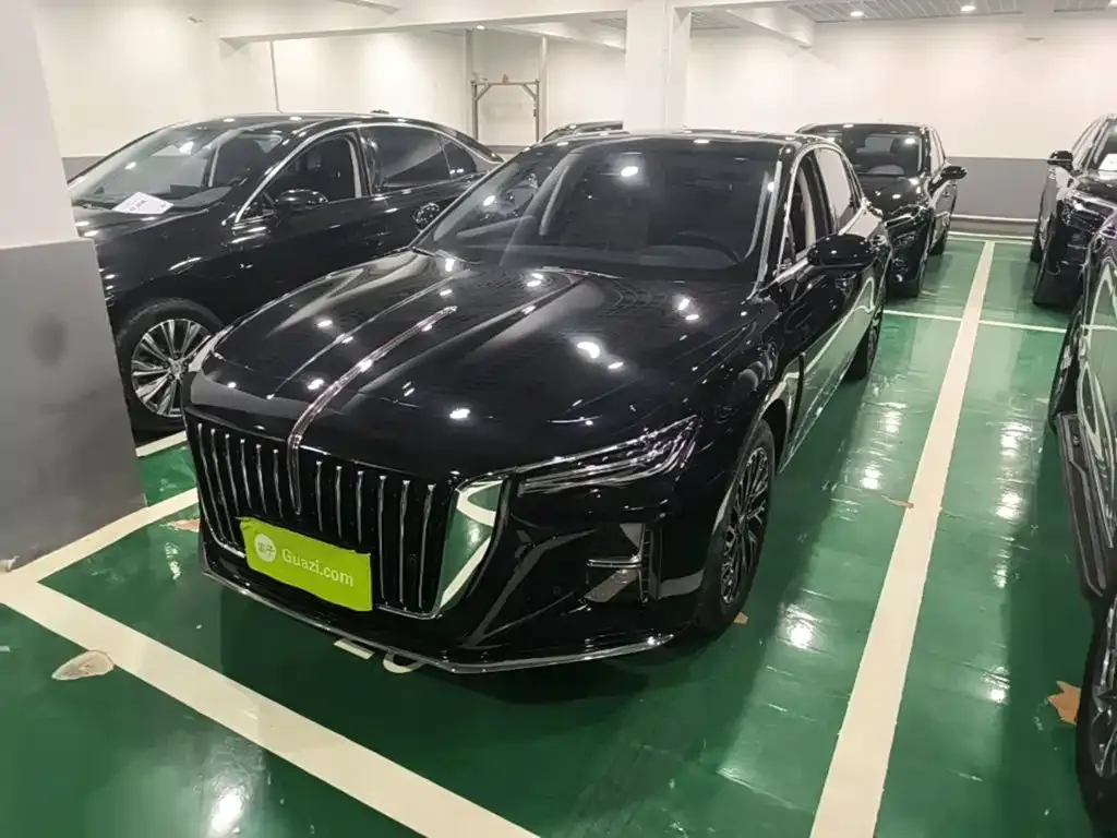 Hongqi H5 — фото 1