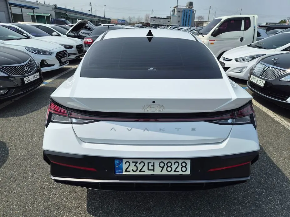 Hyundai AVANTE — фото 5