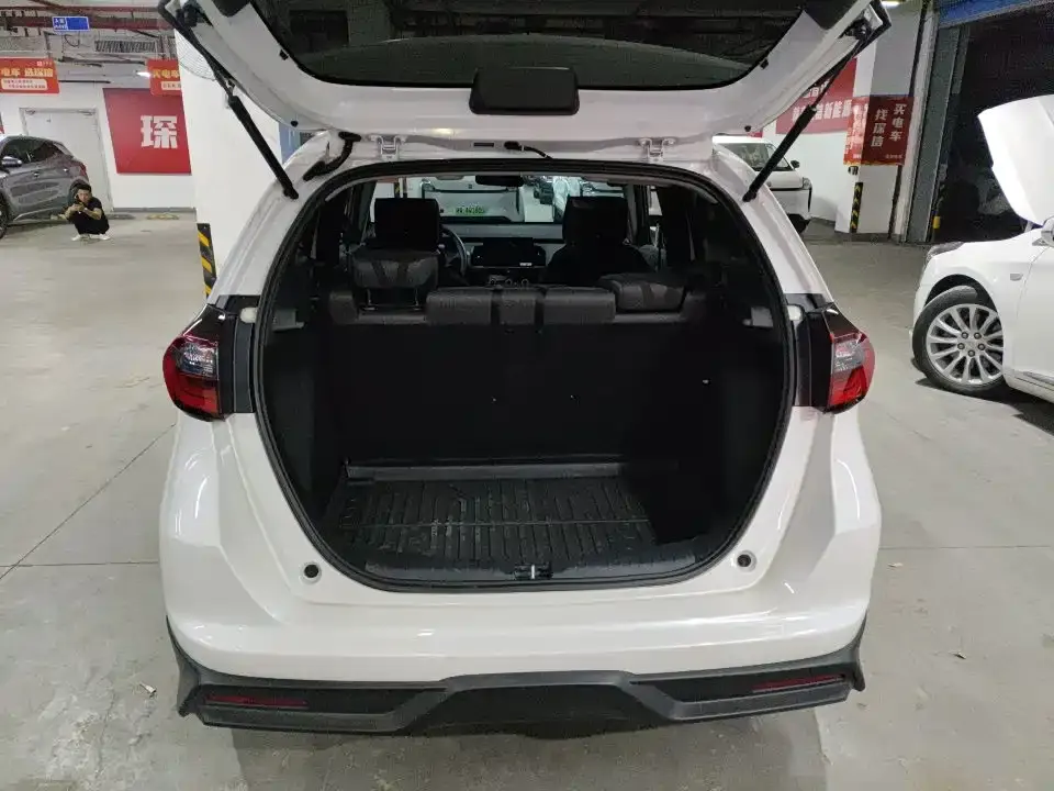 Honda Fit — фото 7