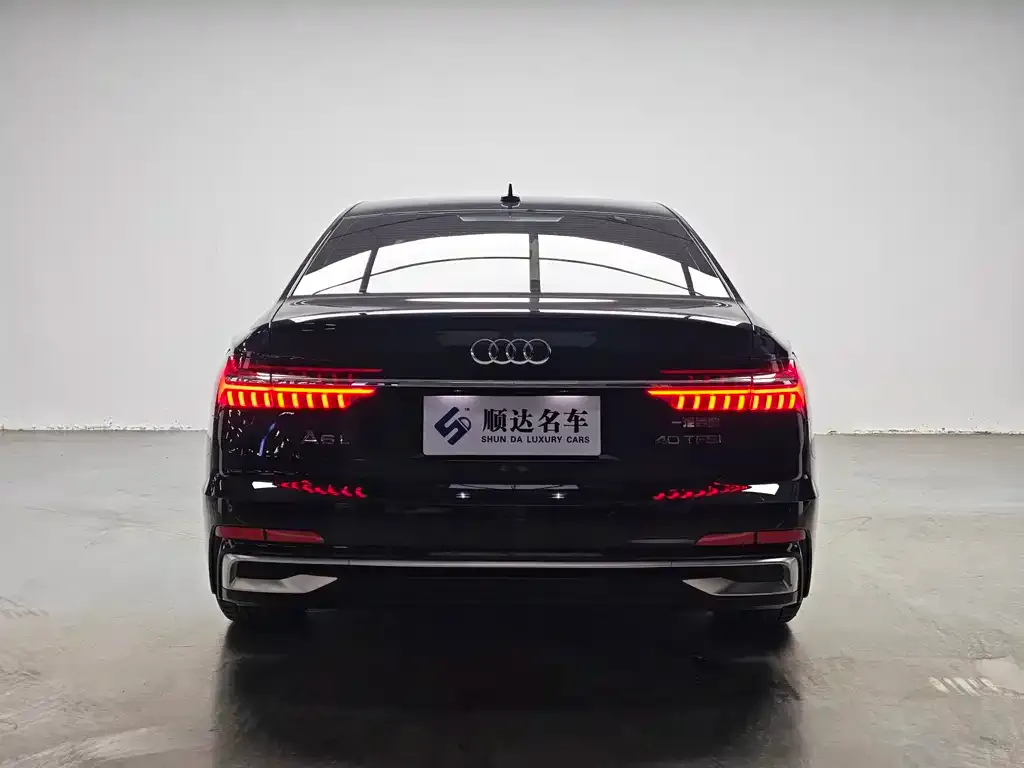 Audi A6L — фото 2