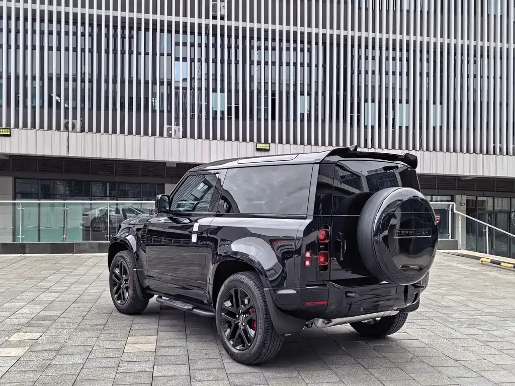 Land Rover Defender — фото 8