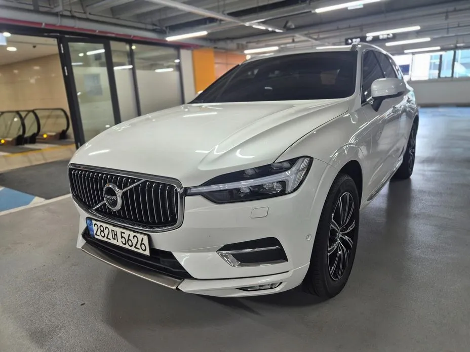 Volvo XC60 — фото 8