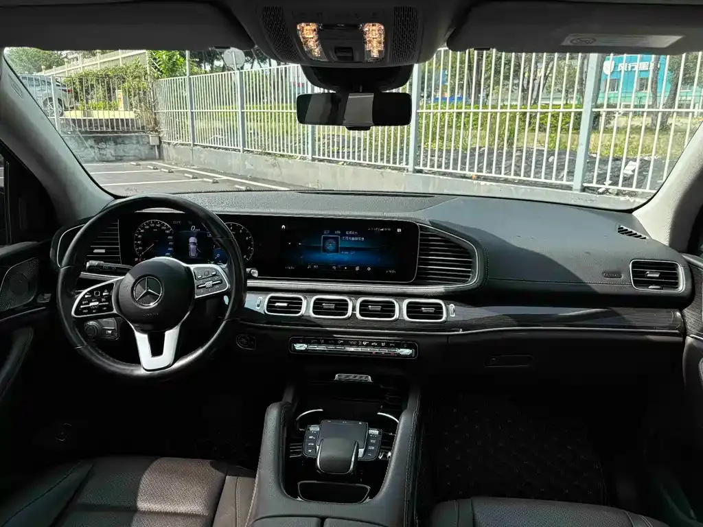 Mercedes-Benz GLE (Import) — фото 8
