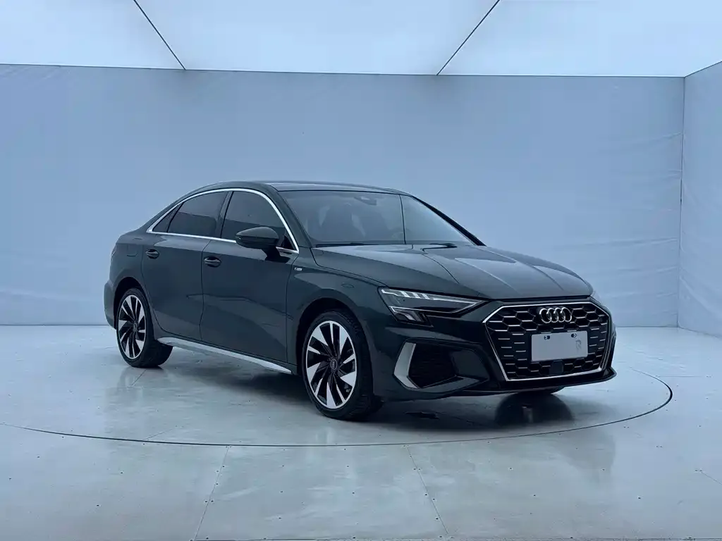 Audi A3 — фото 10