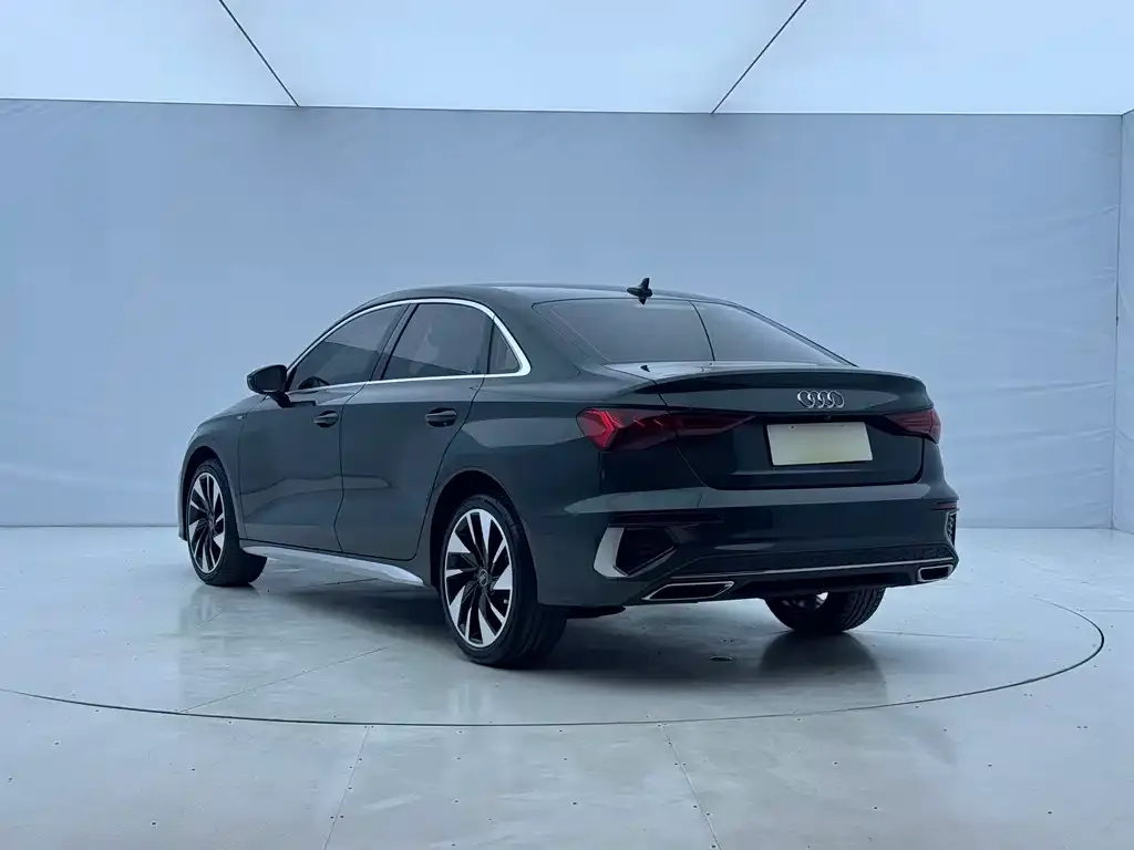 Audi A3 — фото 9