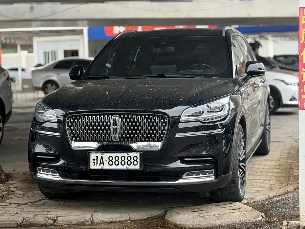 Lincoln Aviator — фото 1