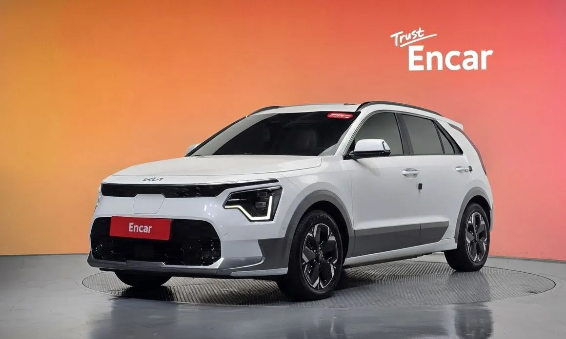 Kia Niro — фото 1