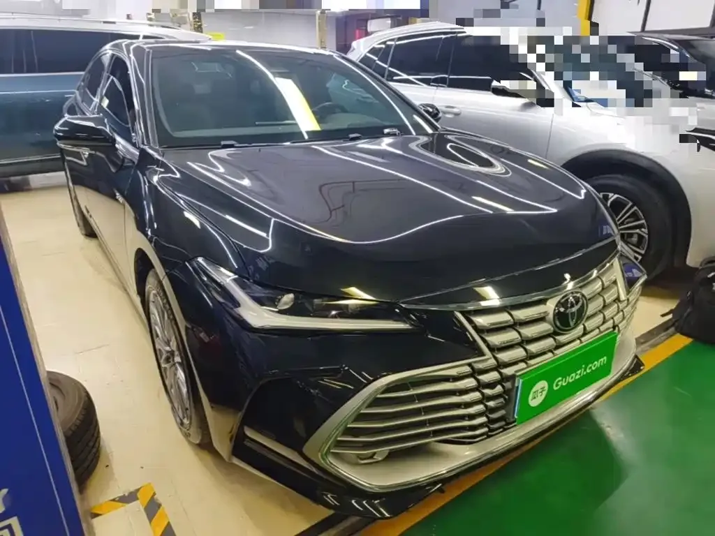 Toyota Avalon — фото 10