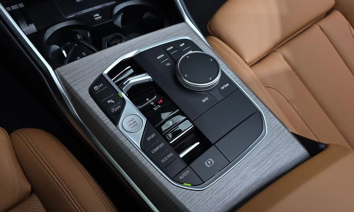 BMW 3-Series — фото 10
