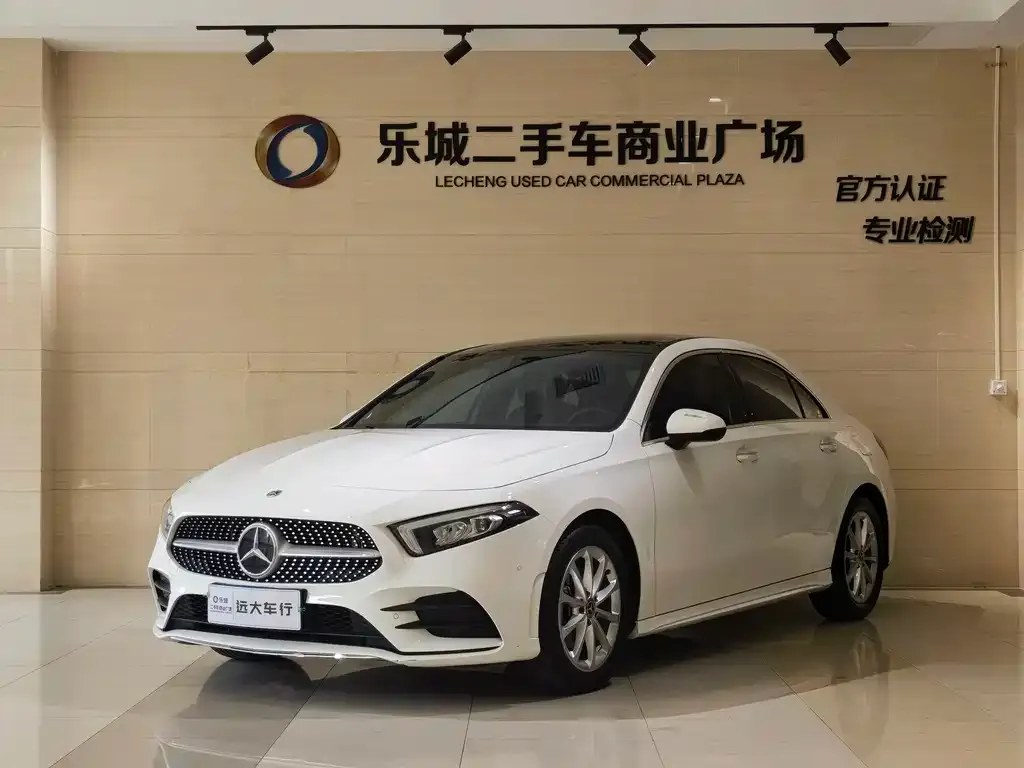 Mercedes-Benz A-Class — фото 1