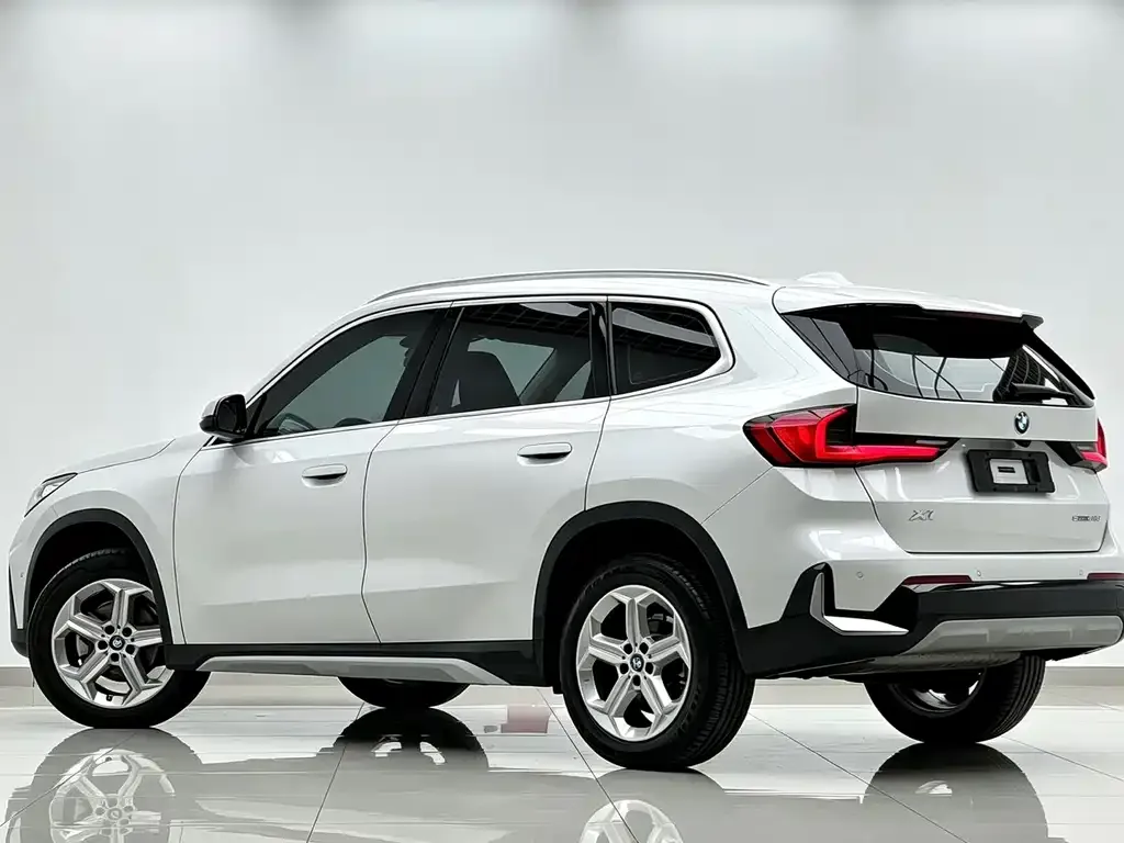 BMW X1 — фото 2
