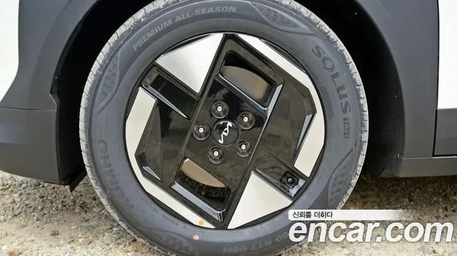 Kia EV3 — фото 7