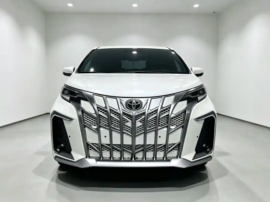 Toyota Granvia — фото 6