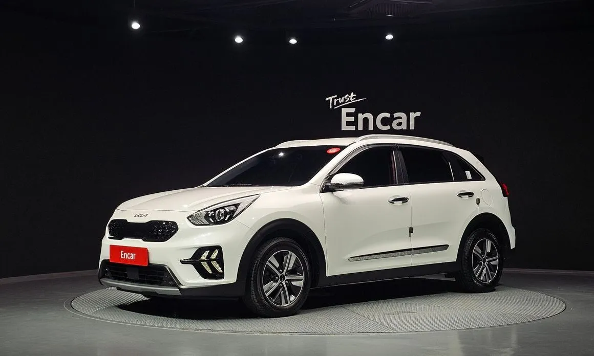 Kia Niro — фото 1