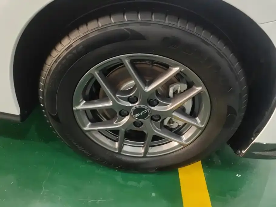BYD Seal 06 — фото 10