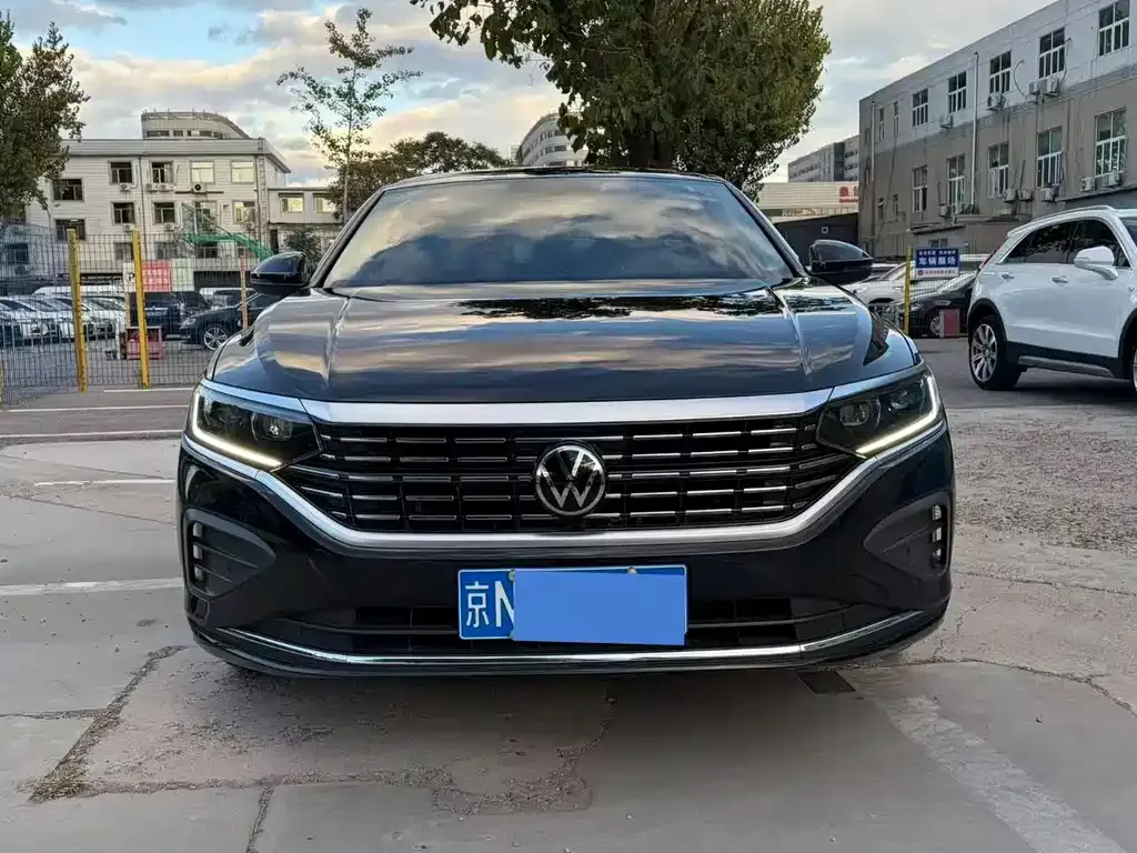 Volkswagen Passat — фото 4