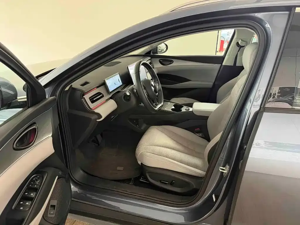 BYD Seal 06 DM-i Touring — фото 2