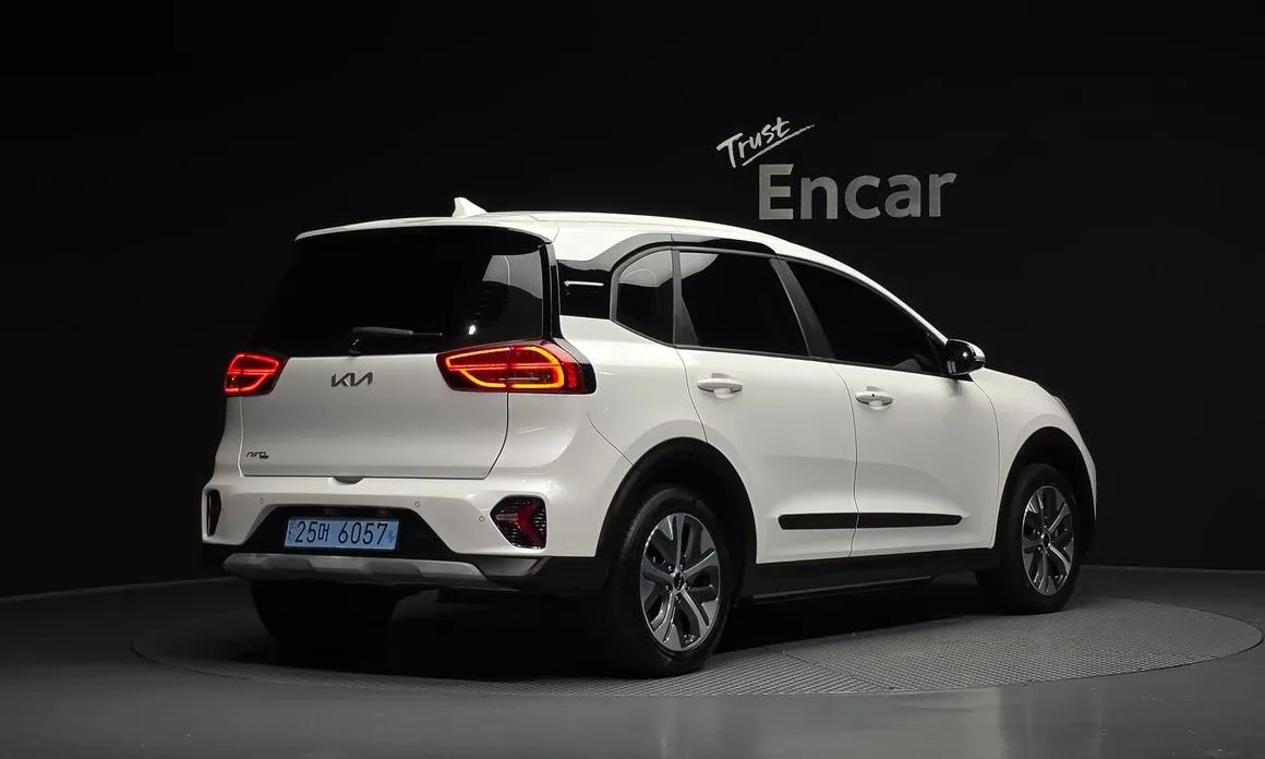 Kia Niro — фото 3