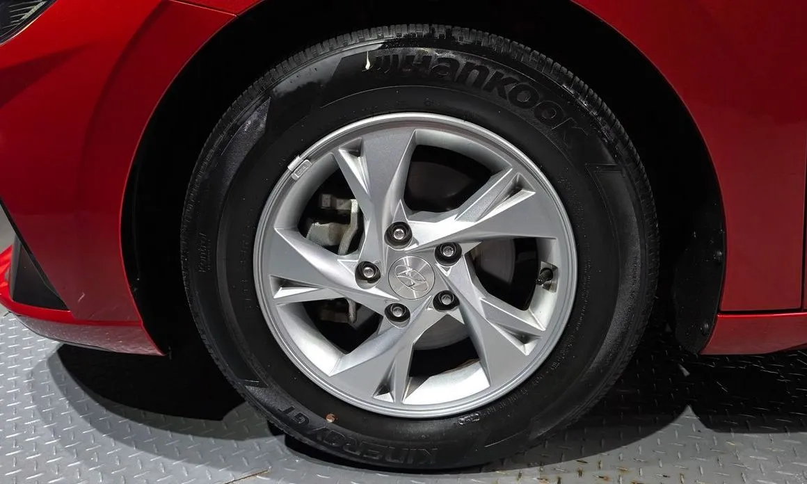 Hyundai AVANTE — фото 9