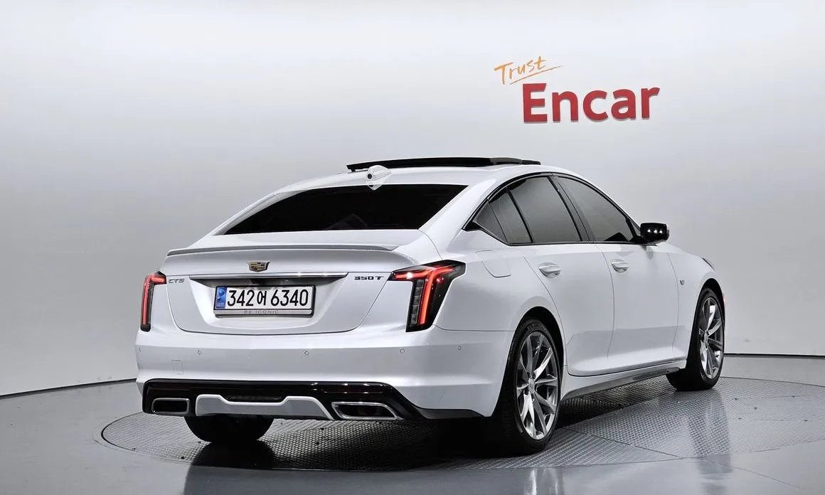 Cadillac CT5 — фото 2