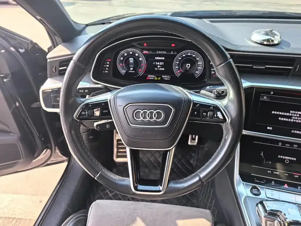 Audi A6L — фото 2