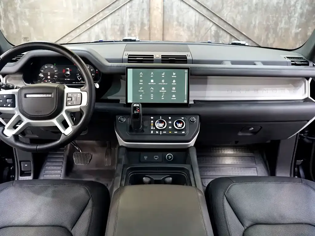 Land Rover Defender — фото 10