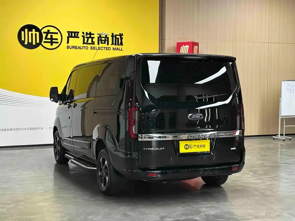Ford Tourneo — фото 2