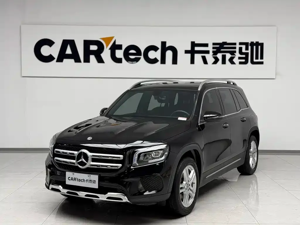 Mercedes-Benz GLB — фото 1