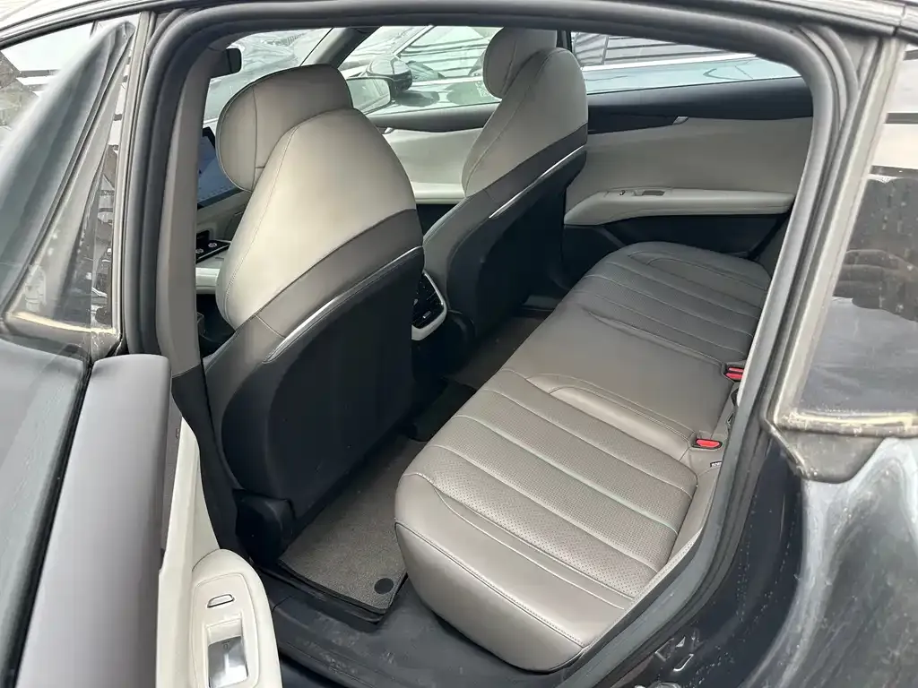 Deepal L07 — фото 6