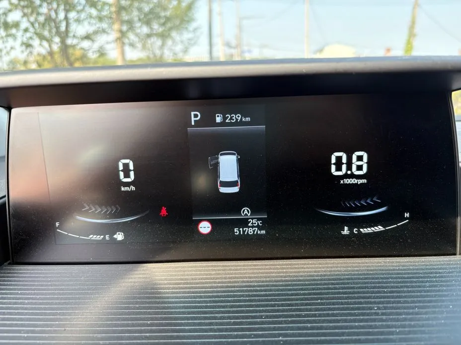 Hyundai Staria — фото 2
