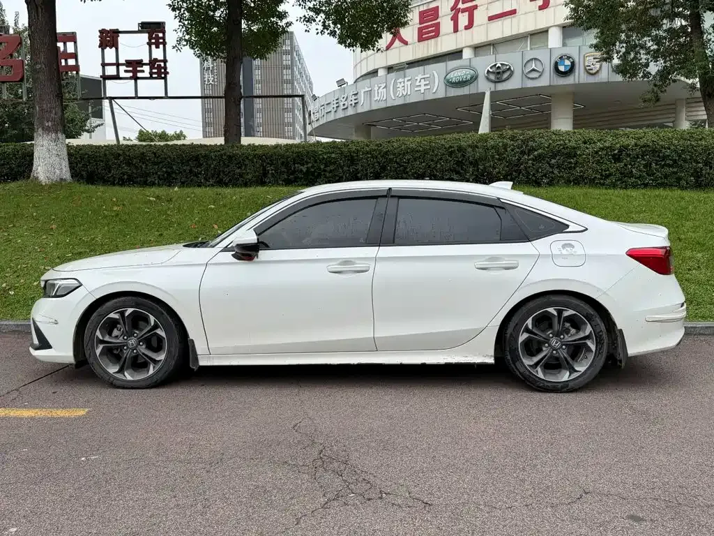 Honda Civic — фото 10