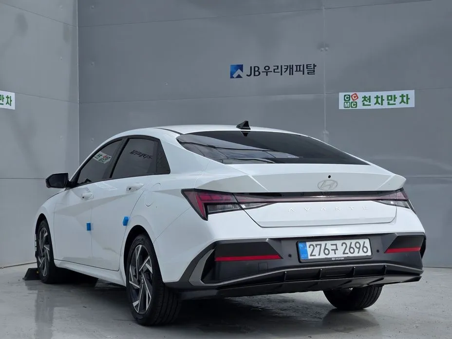 Hyundai AVANTE — фото 8