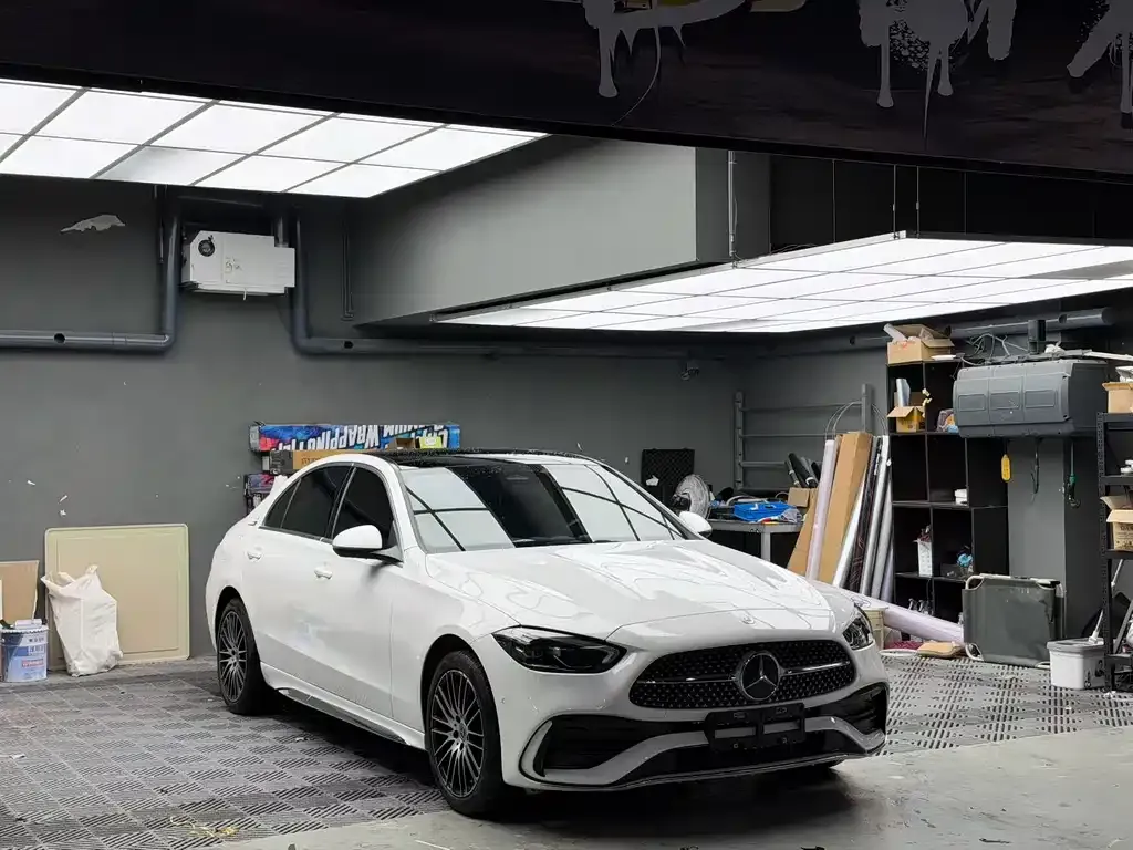Mercedes-Benz C-Class — фото 1