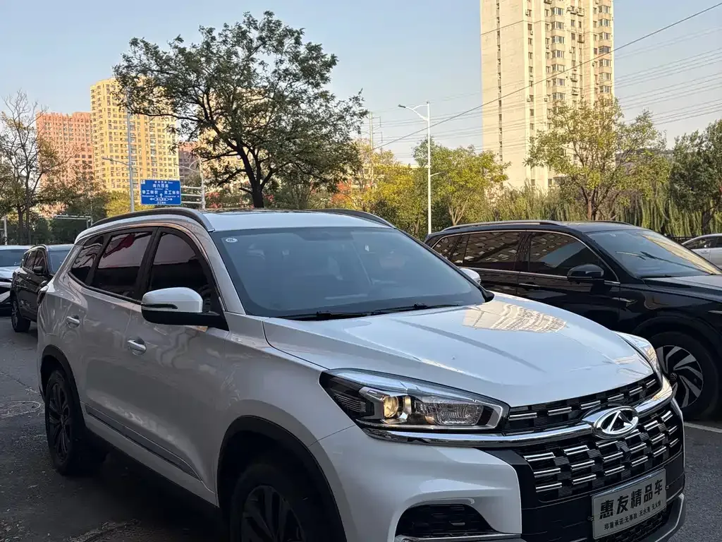 Chery Tiggo 8 — фото 8