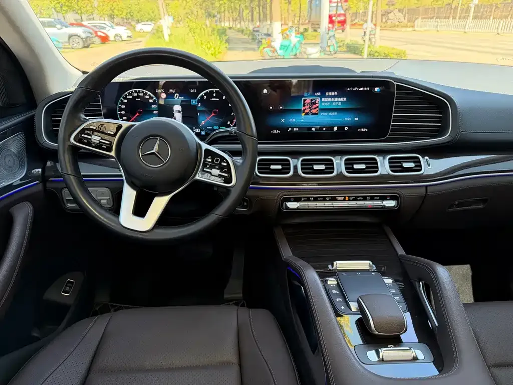 Mercedes-Benz GLS — фото 2