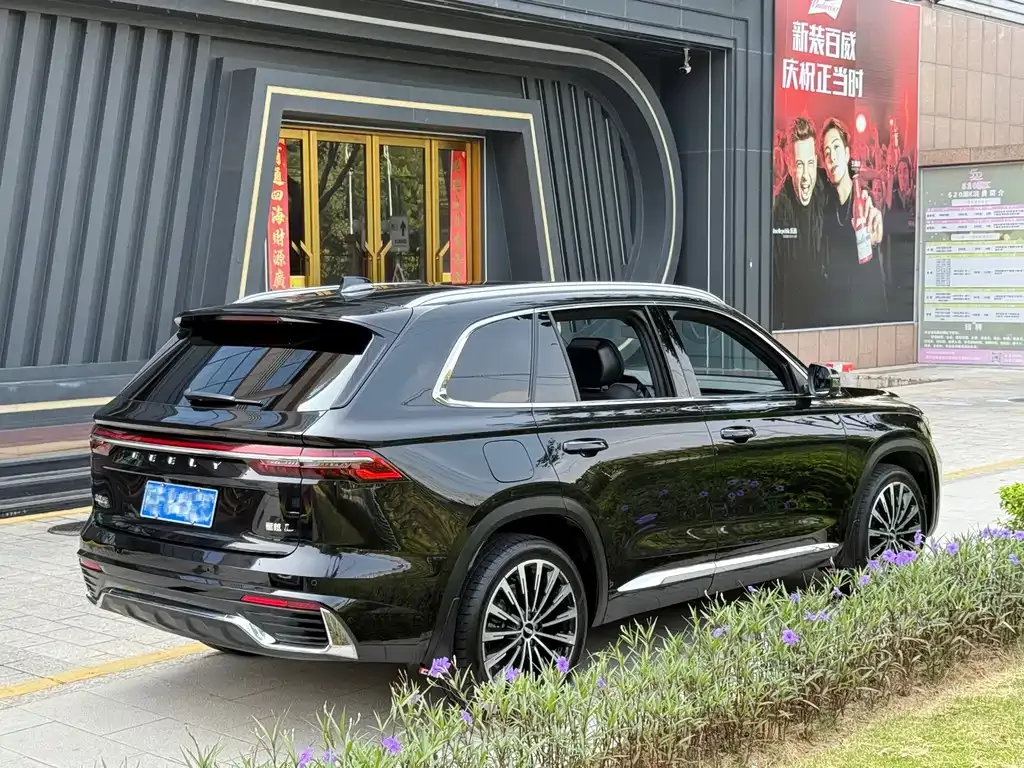 Geely Xingyue L — фото 9
