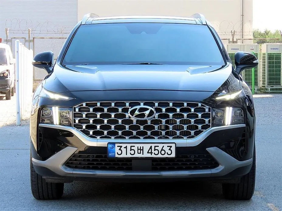 Hyundai Santafe — фото 1