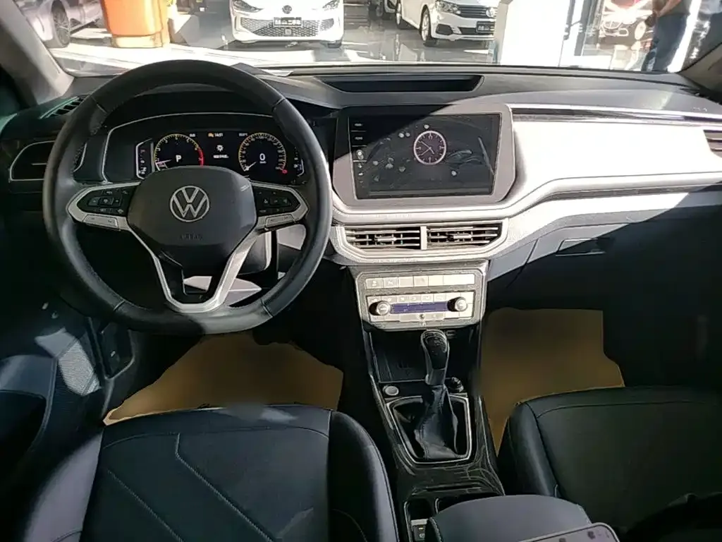 Volkswagen Tharu — фото 8