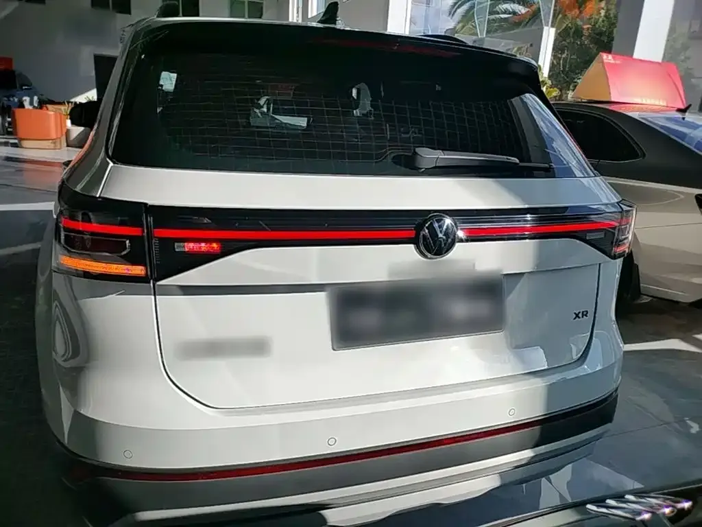 Volkswagen Tharu — фото 5