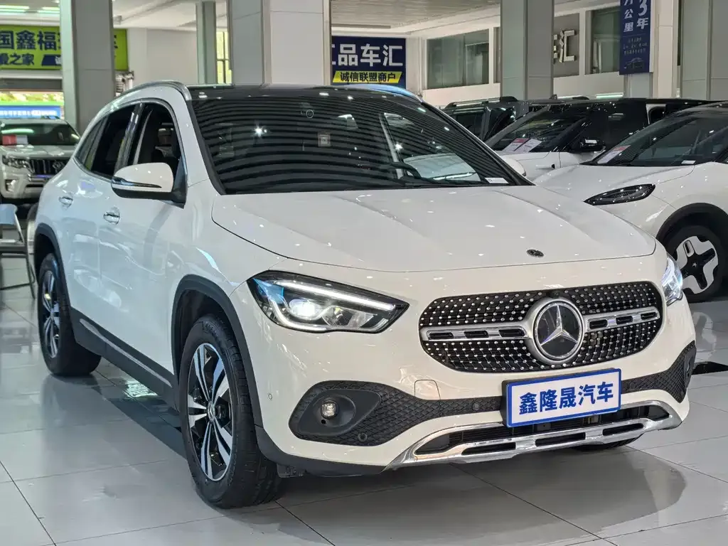 Mercedes-Benz GLA — фото 4