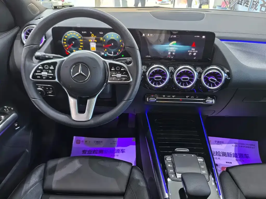 Mercedes-Benz GLA — фото 9