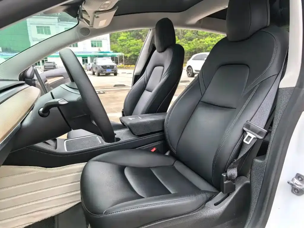 Tesla Model 3 — фото 2