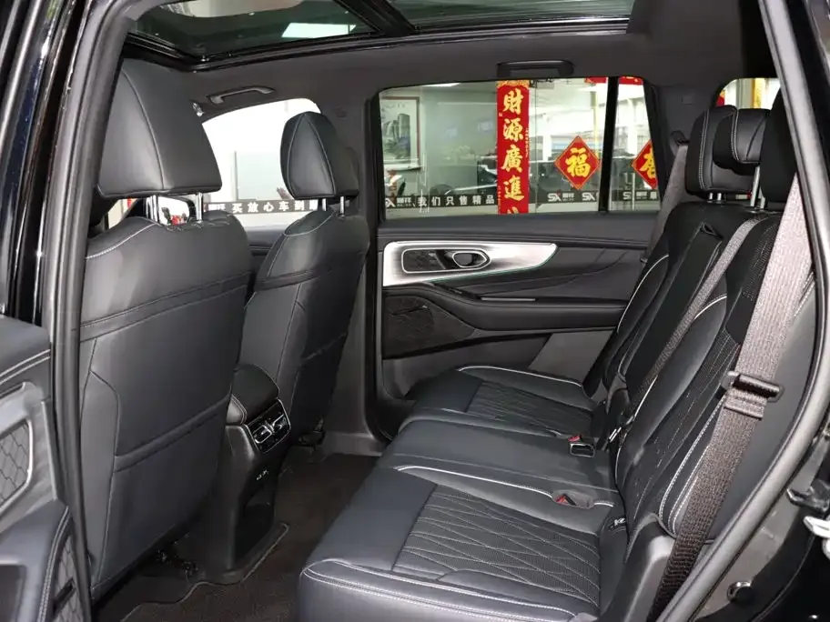 GAC Motor Trumpchi GS8 — фото 8